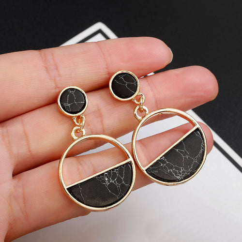 New Fashion Stud Earrings Black White Stone Geometric Earrings Round Triangle Design Punk Ear Jewelry Brincos